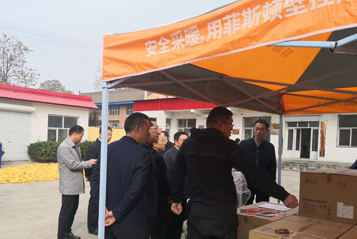 翼城縣領導參觀咨詢菲思盾進村入戶狀況