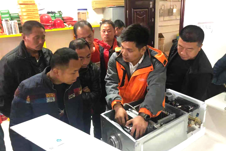 燃?xì)獗趻鞝t使用培訓(xùn)