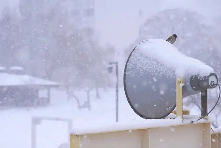 為了避免因氣候環(huán)境導(dǎo)致水系統(tǒng)凍壞而影響壁掛爐正常工作(甚至帶來經(jīng)濟(jì)損失)，請?zhí)崆白龊梅纼龃胧? class=