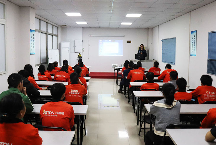 企業(yè)安全駕車，共建平安之路——菲思盾交通安全駕車教育課圓滿結(jié)業(yè)