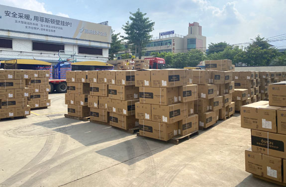 菲思盾壁掛爐發(fā)貨現(xiàn)場(chǎng)